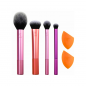 Real Techniques Set 4 Pennelli Trucco + 2 Spugnette - Normalmente Venduto €19,90 Real Techniques Set 4 Pennelli Trucco + 2 Spugnette - Normalmente Venduto €19,90