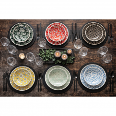 H&H Colourful Servizio Tavola 18 Pezzi - Normalmente Venduto €64,00